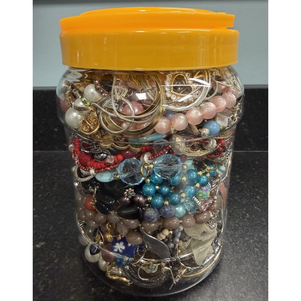 5 LB Wearable Vtg & Modern  Jewelry Lot Necklaces Bracelets Earring Brooch Rings